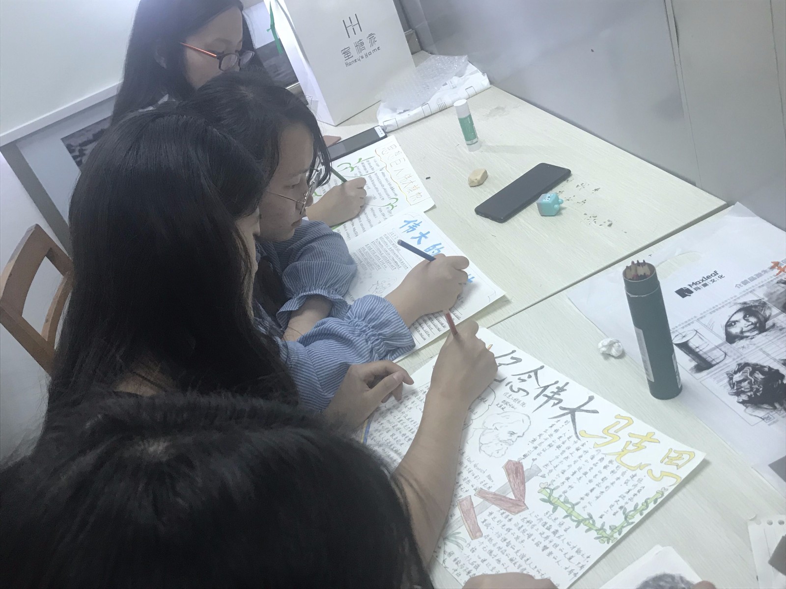 1525425047678014636.jpg 1525425047678014636.jpg